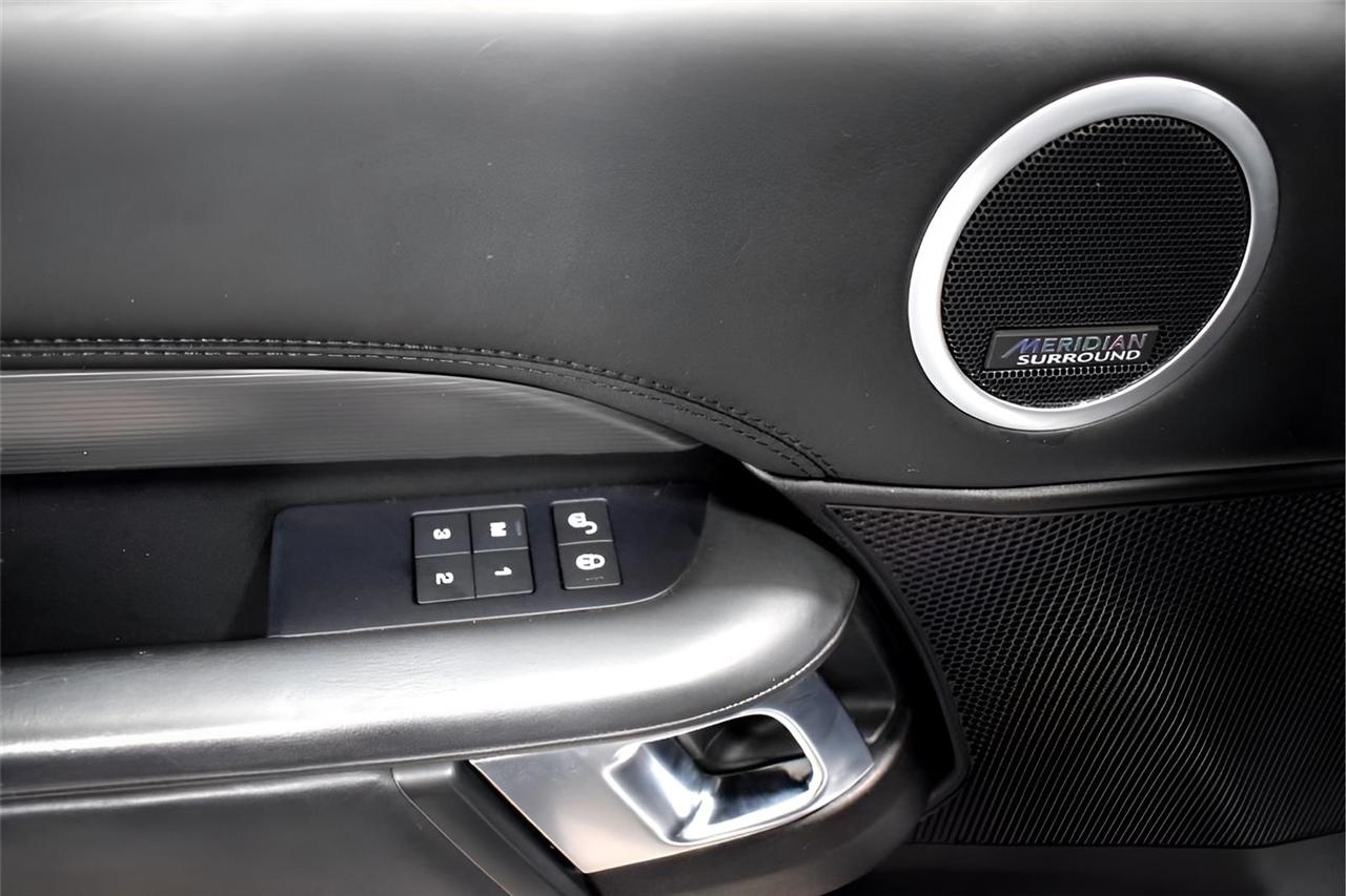 Land Rover Discovery  2017