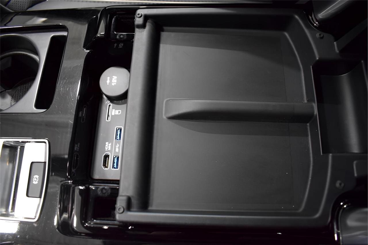 Land Rover Discovery  2017