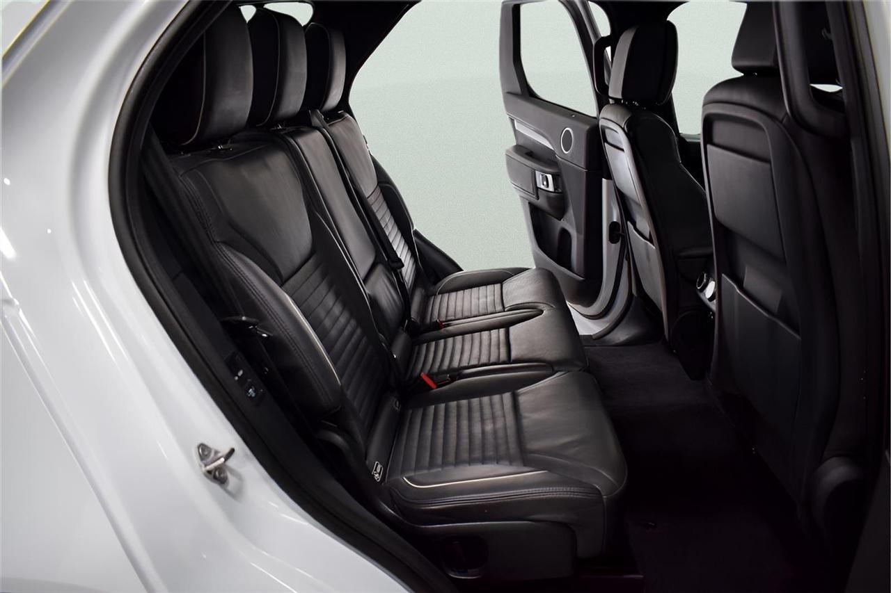 Land Rover Discovery  2017