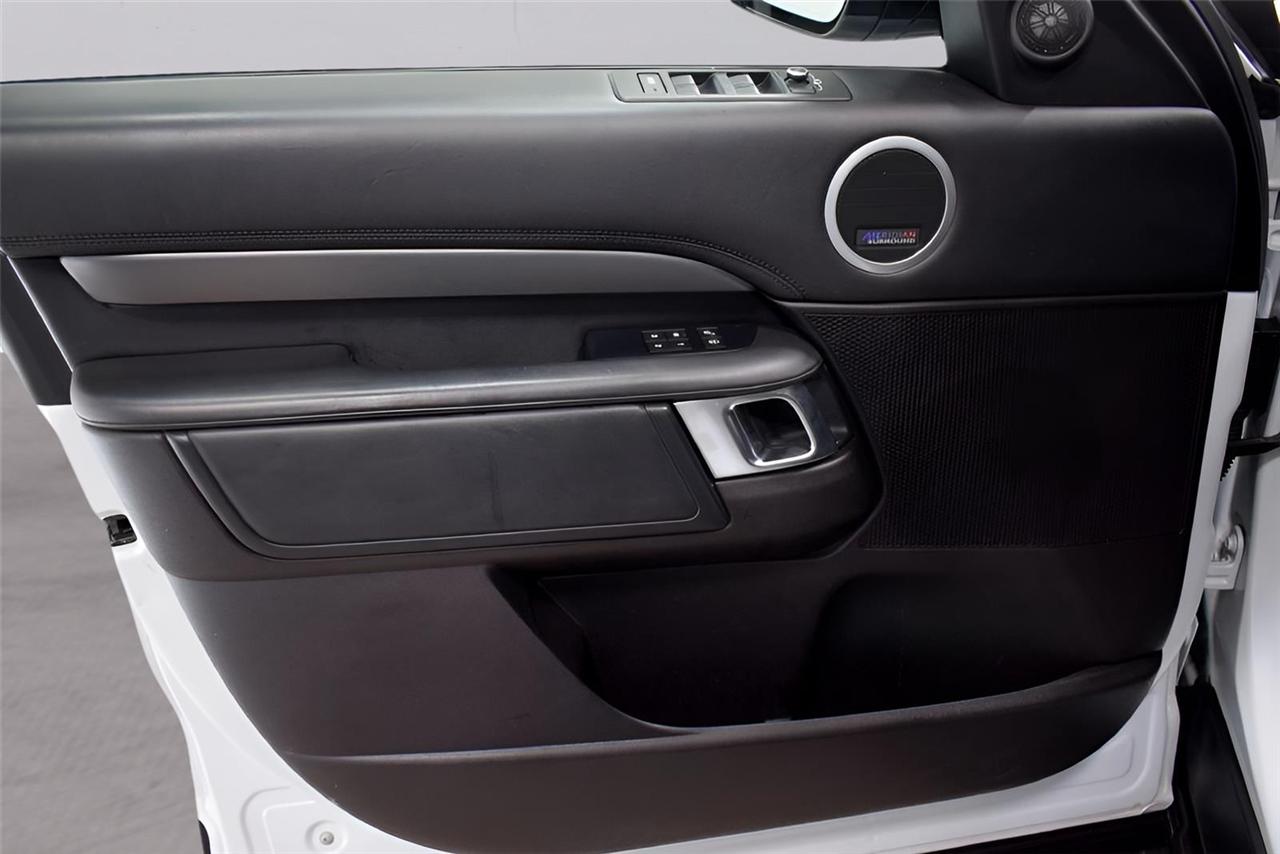 Land Rover Discovery  2017