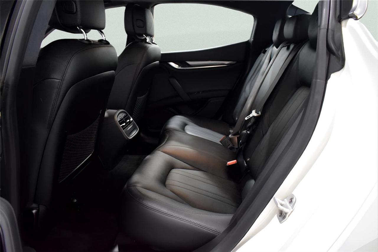 Maserati Ghibli  2019