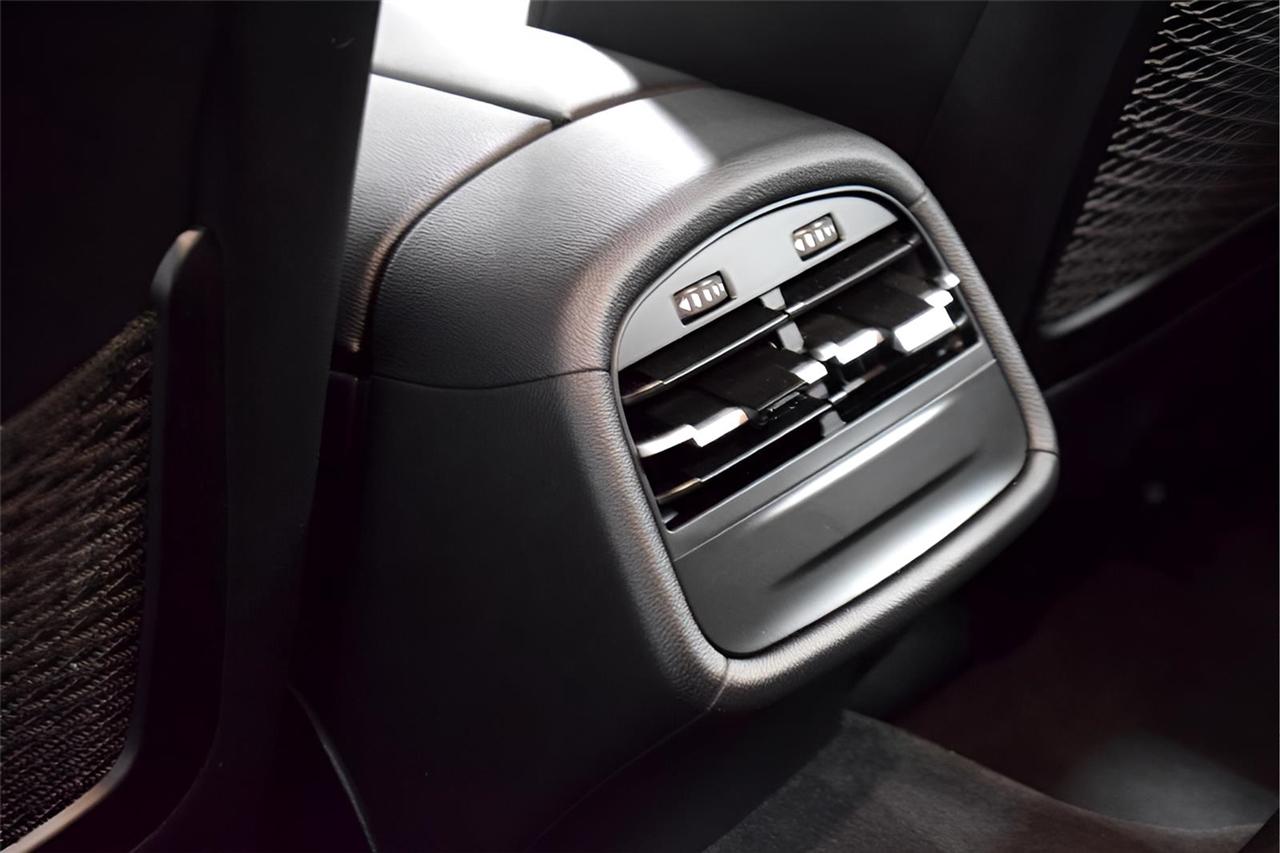 Maserati Ghibli  2019