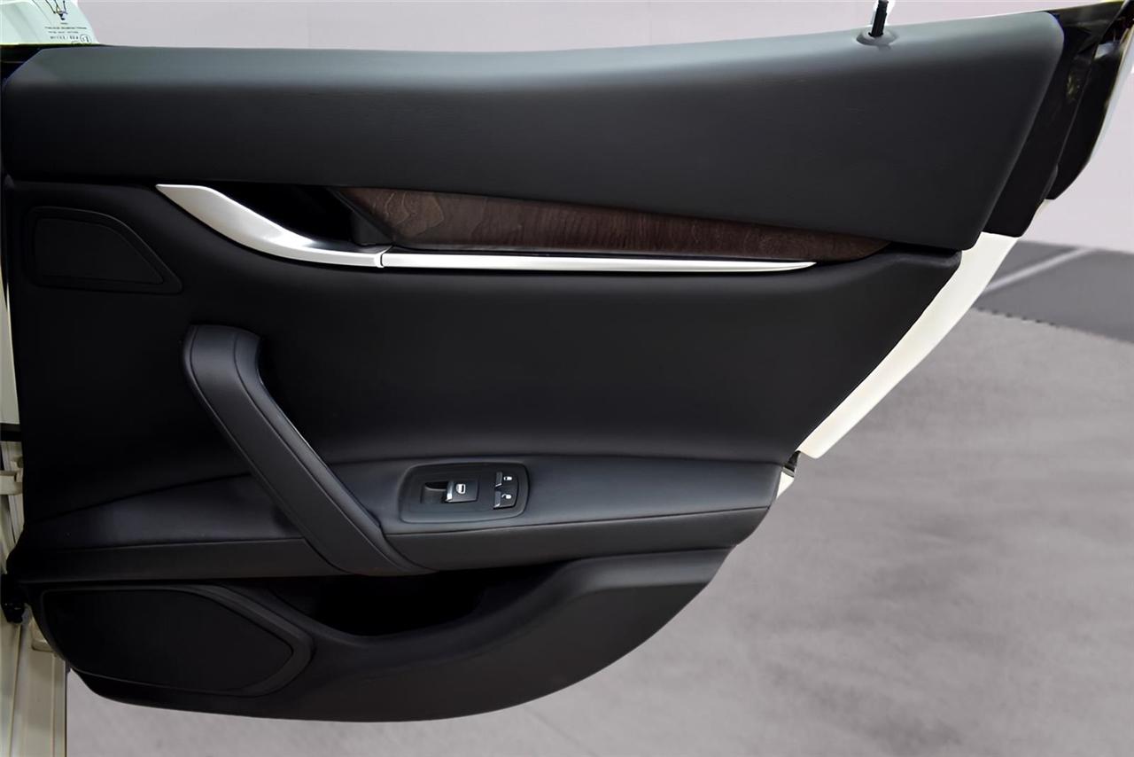 Maserati Ghibli Base 2014