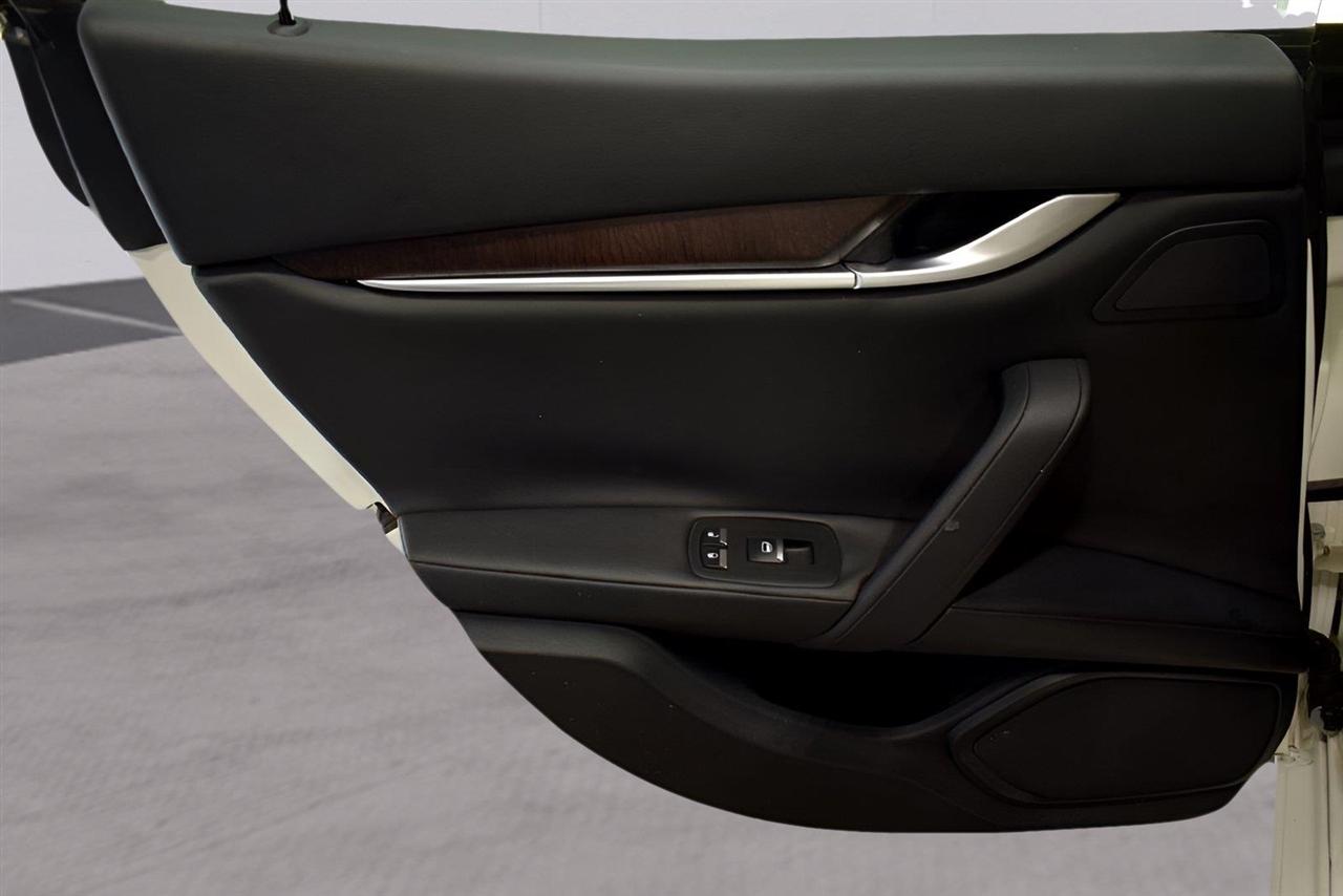 Maserati Ghibli Base 2014