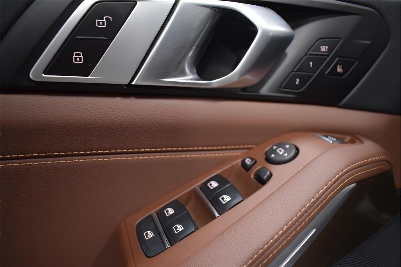 BMW X5  2022