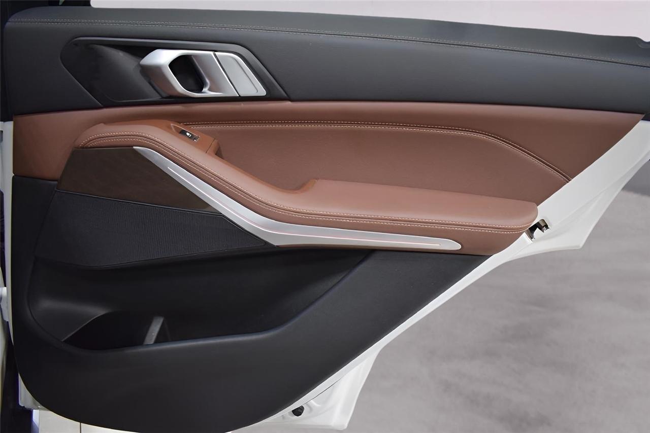 BMW X5  2022