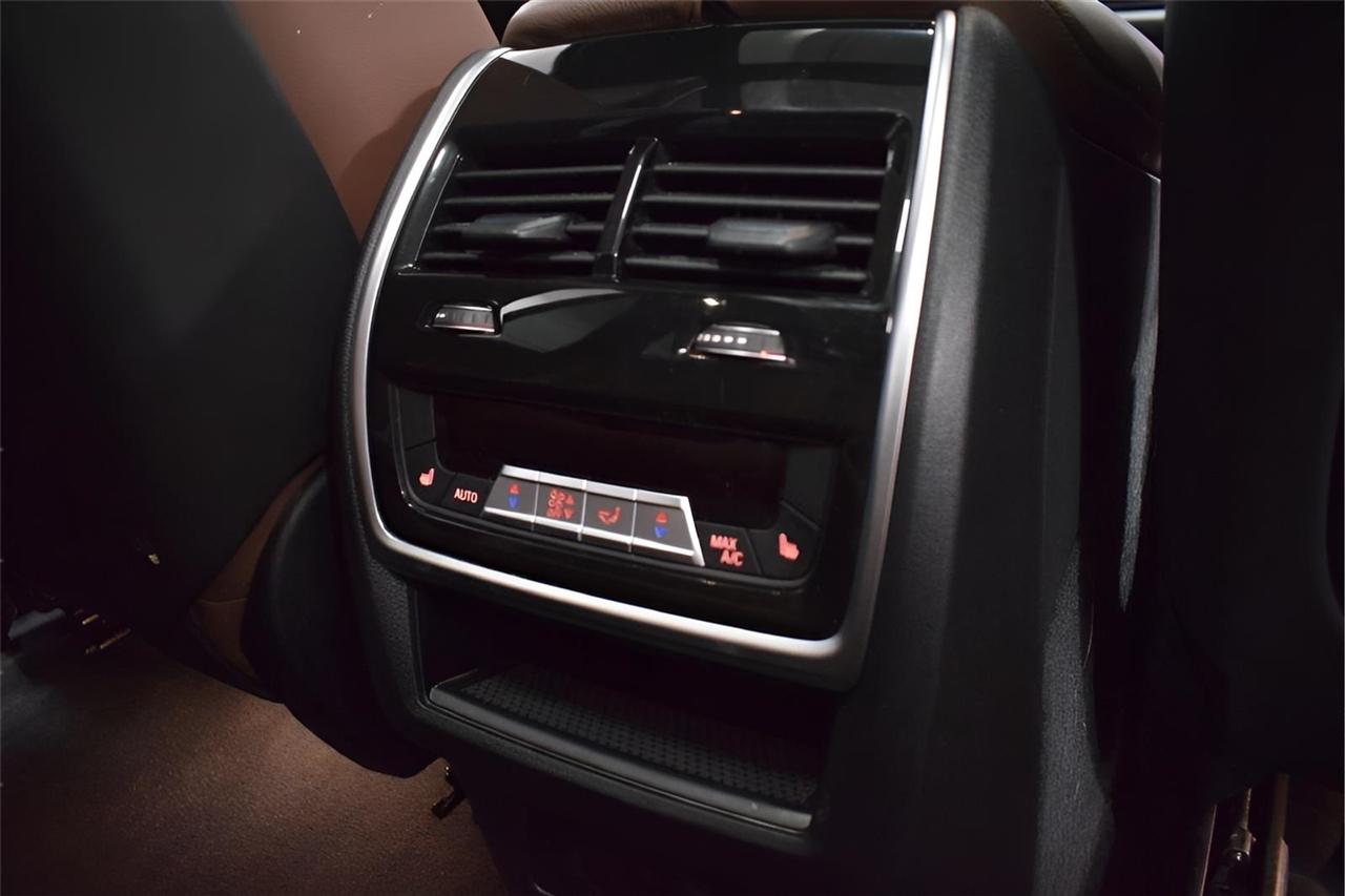 BMW X5  2022