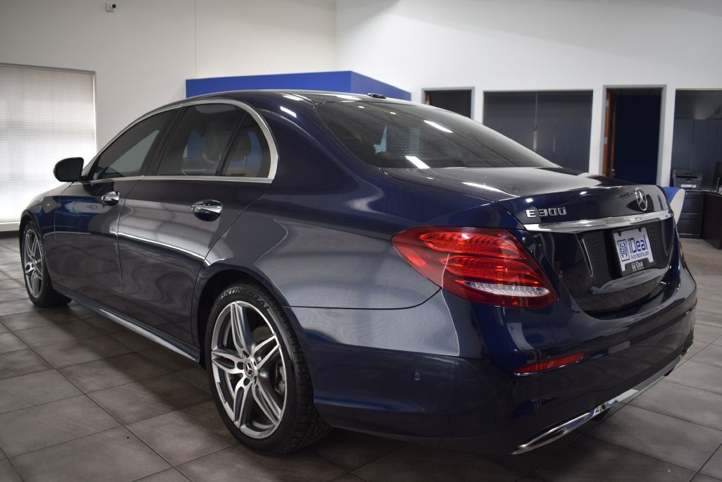2018 Mercedes Benz E 300 photo 2
