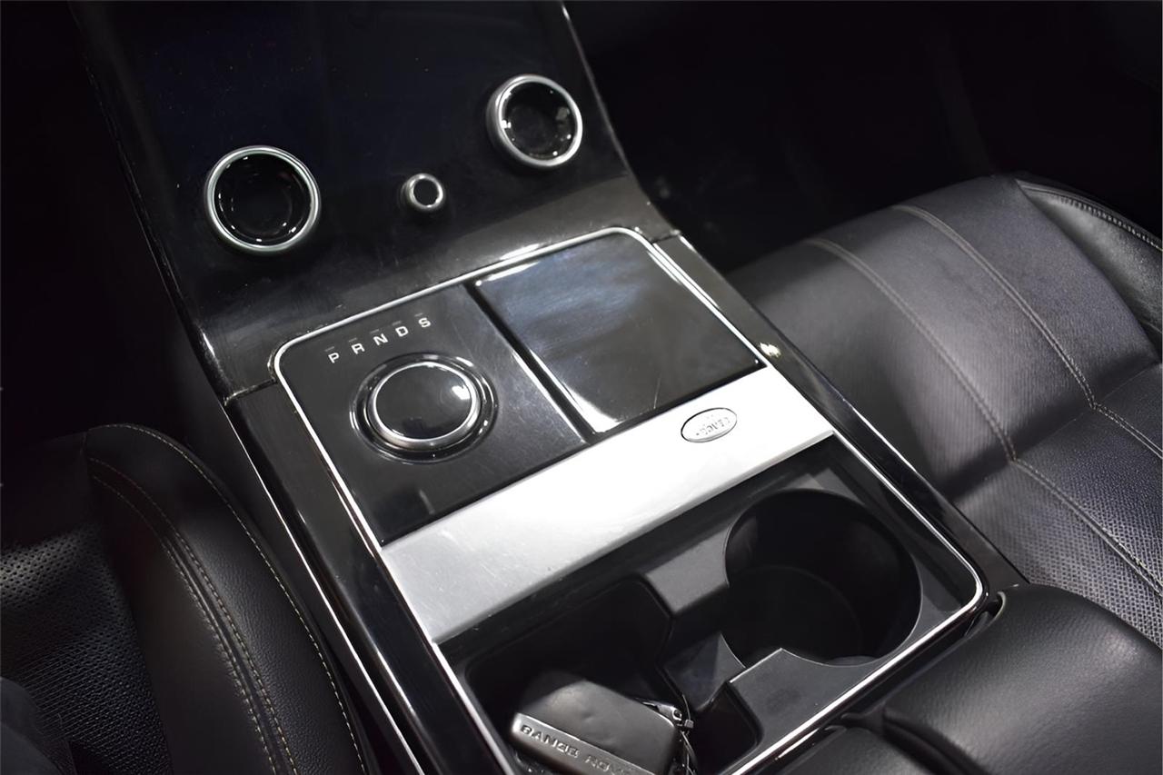 Land Rover Range Rover Velar  2019