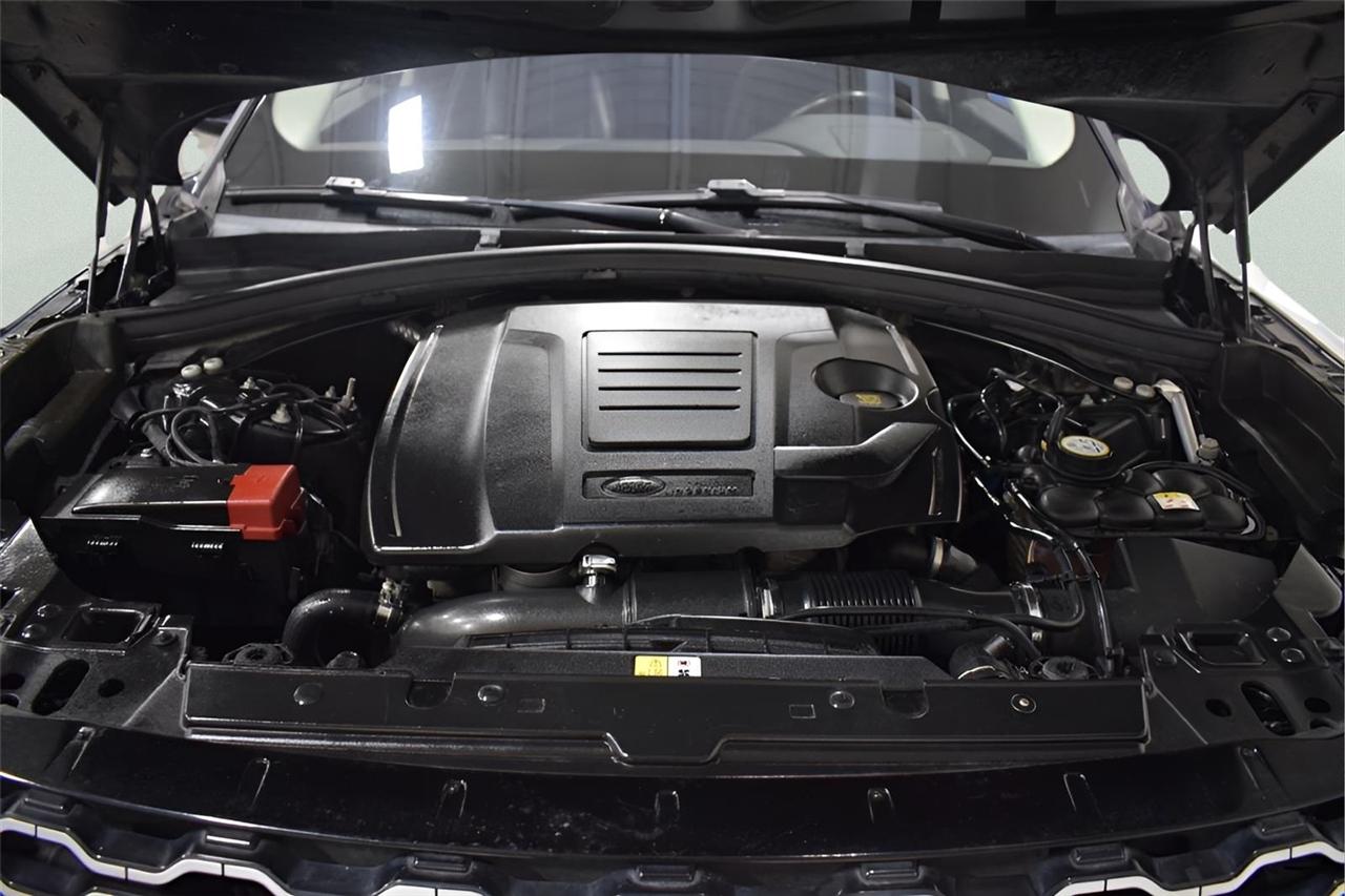 Land Rover Range Rover Velar  2019