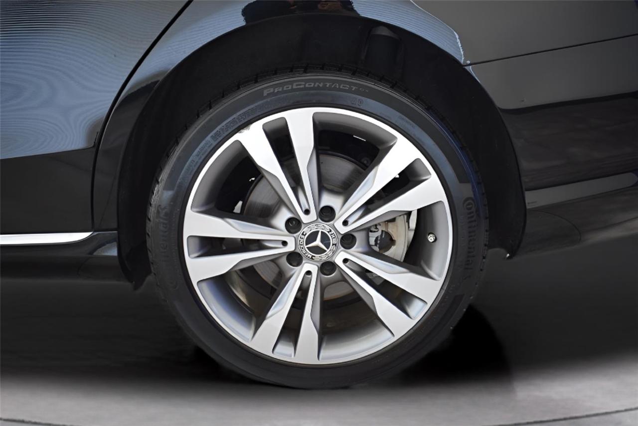 Mercedes-Benz C-Class  2021