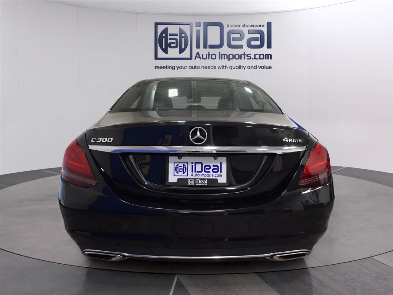 Mercedes-Benz C-Class  2021