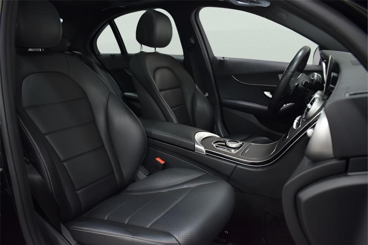 Mercedes-Benz C-Class  2021