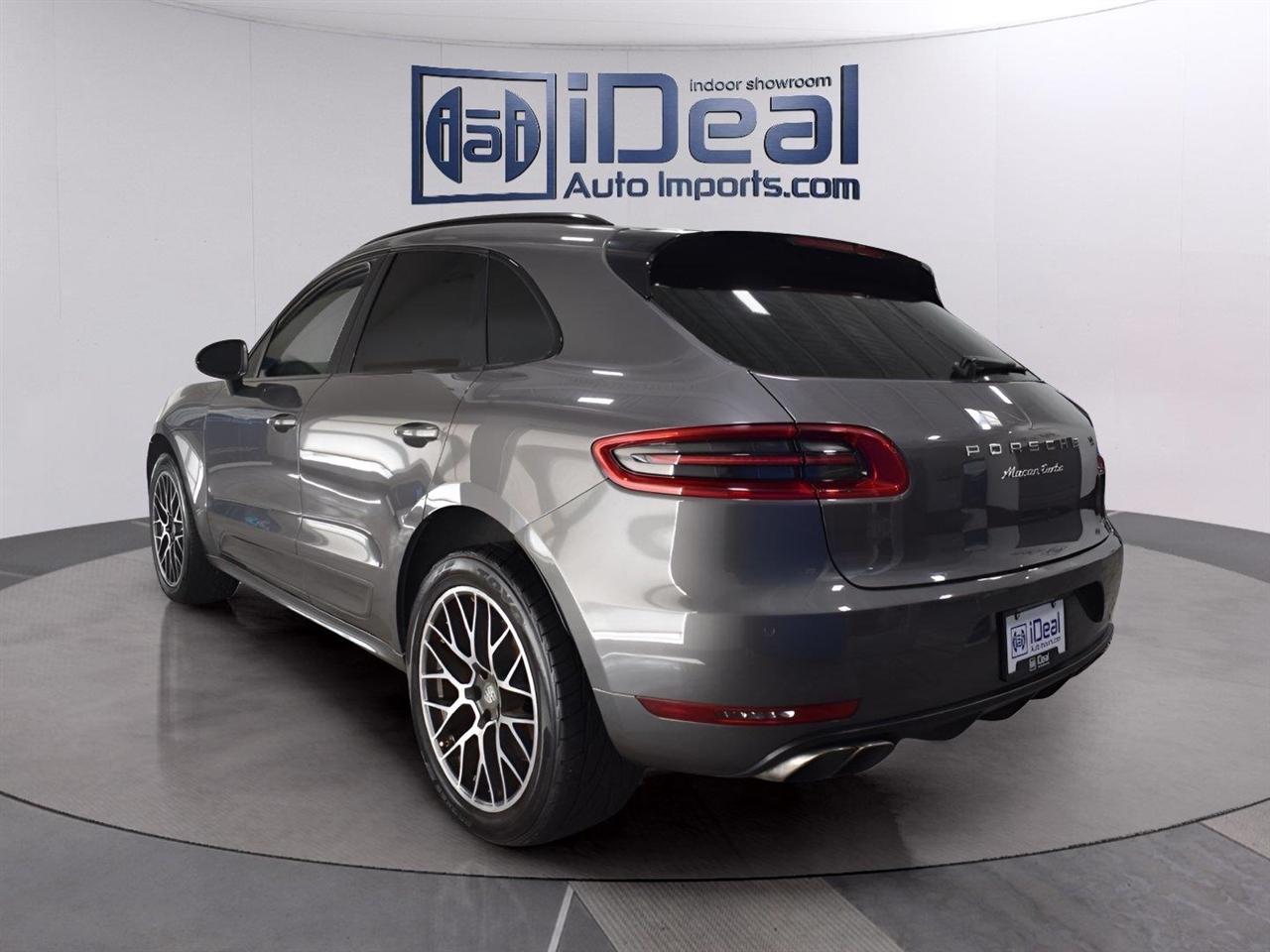 Porsche Macan  2017