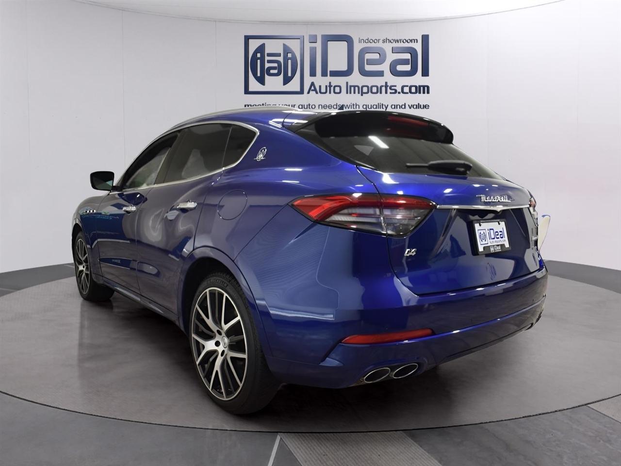 Maserati Levante Base 2021