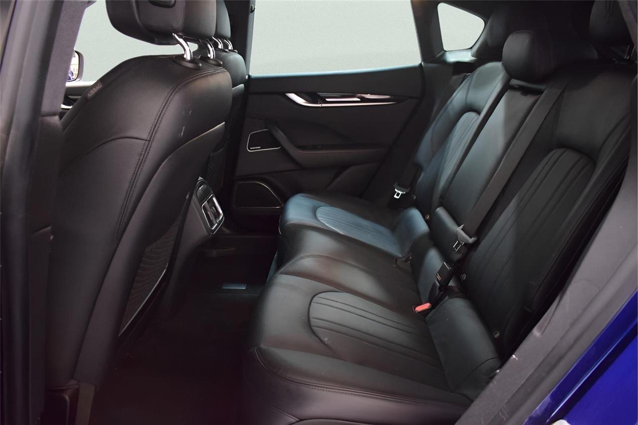 Maserati Levante Base 2021