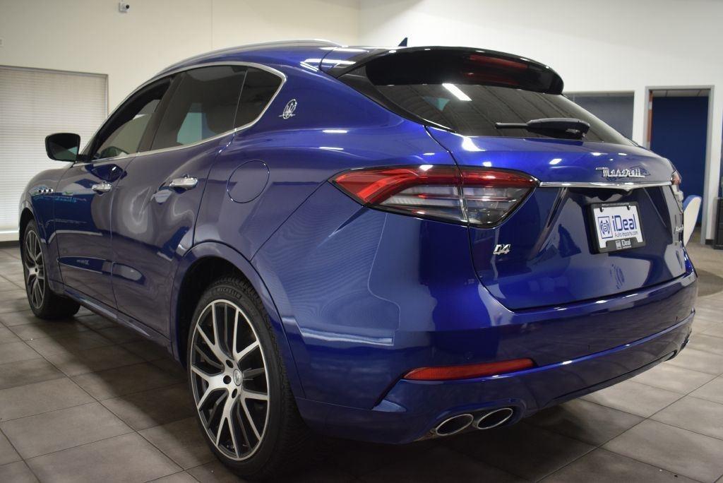 Maserati Levante Base 2021