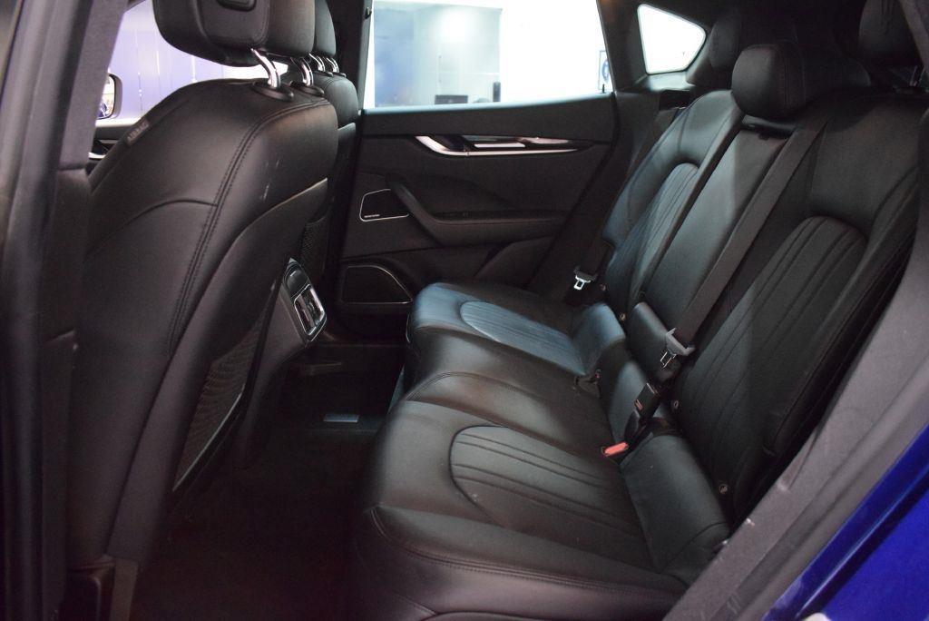 Maserati Levante Base 2021