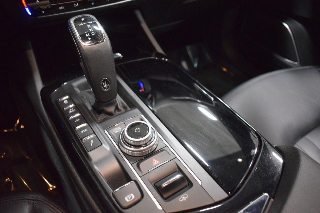 Maserati Levante Base 2021