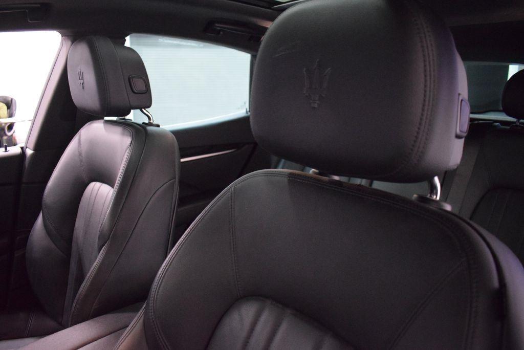 Maserati Levante Base 2021