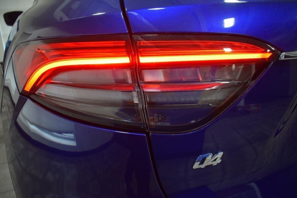 Maserati Levante Base 2021