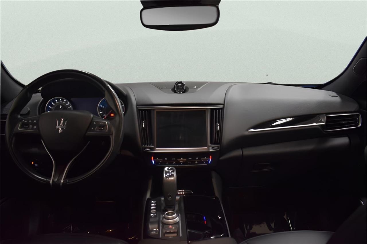 Maserati Levante Base 2021