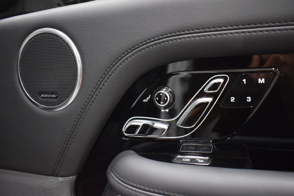 Land Rover Range Rover  2019 Land Rover Range Rover  2019