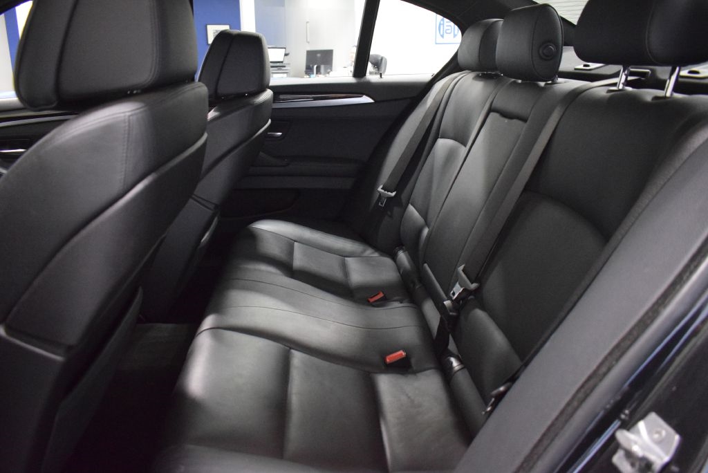 BMW 5-Series  2013 BMW 5-Series  2013
