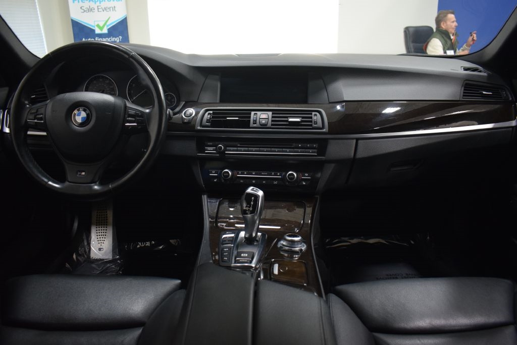 BMW 5-Series  2013 BMW 5-Series  2013