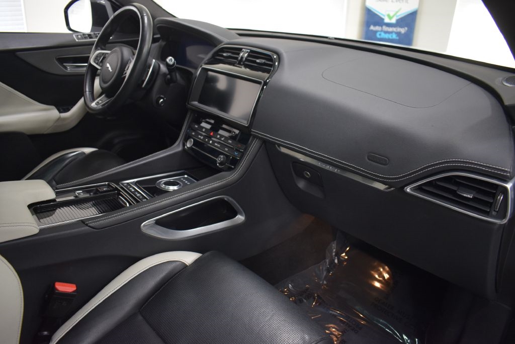 Jaguar F-Pace  2020 Jaguar F-Pace  2020