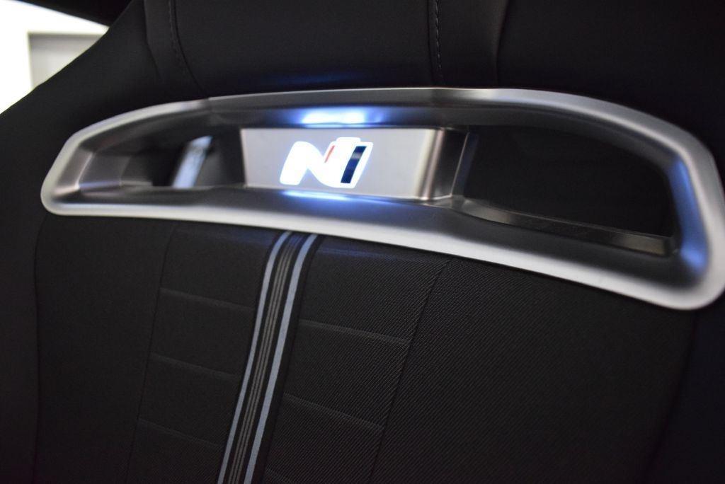 Hyundai Veloster N  2021