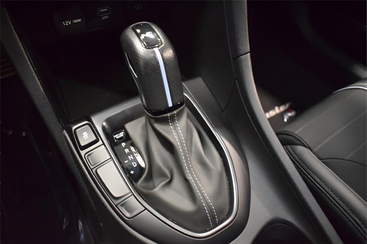 Hyundai Veloster N  2021