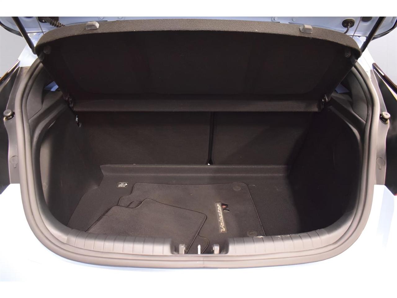 Hyundai Veloster N  2021