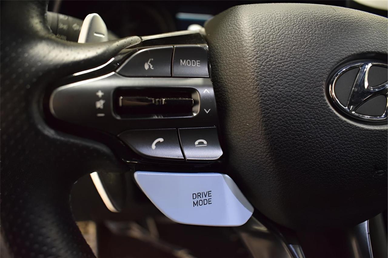 Hyundai Veloster N  2021