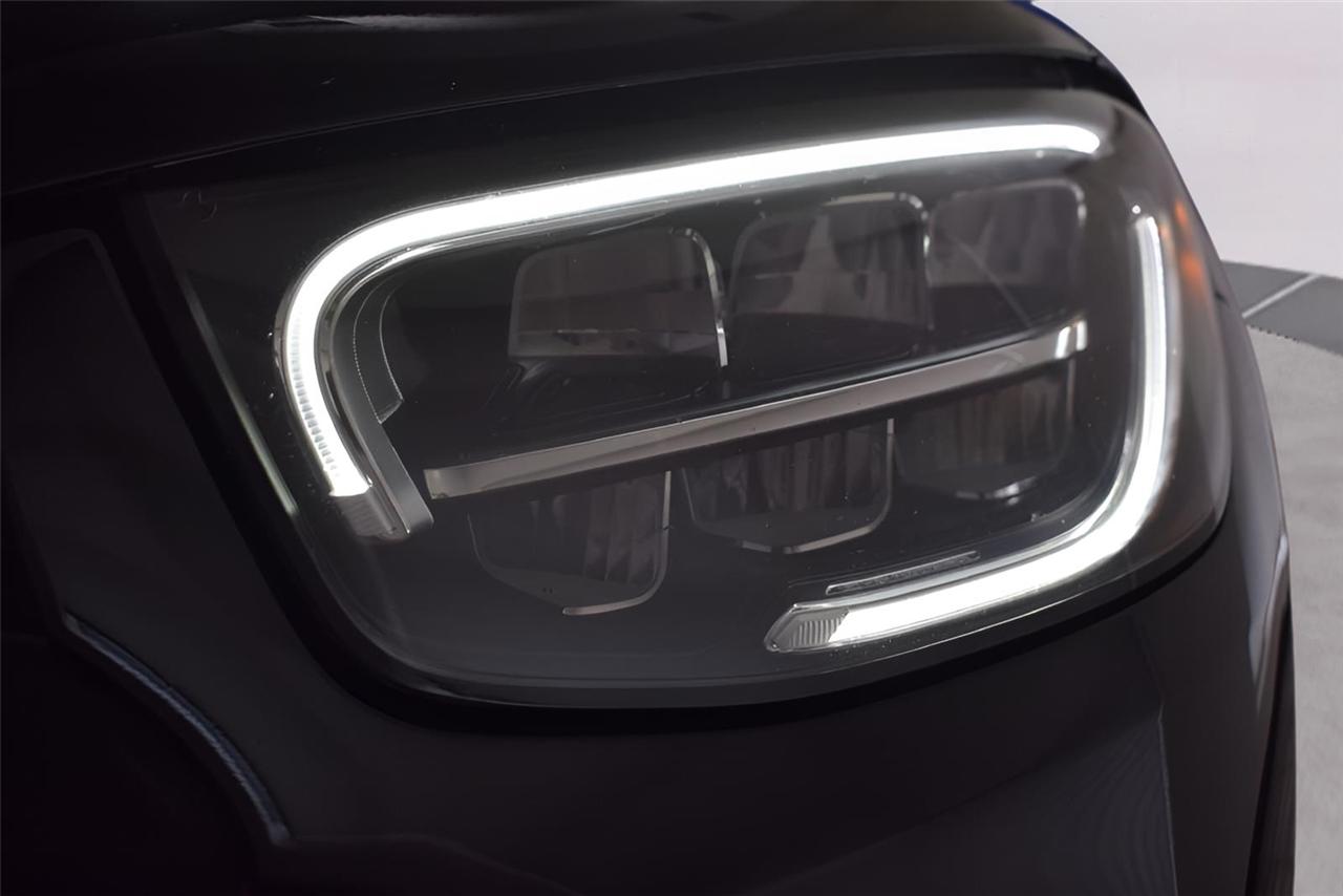 Mercedes-Benz GLC-Class  2022