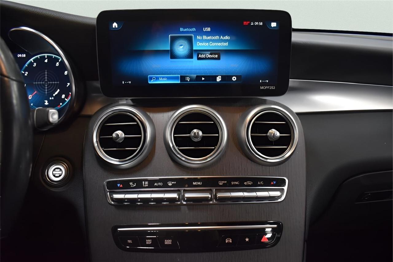 Mercedes-Benz GLC-Class  2022