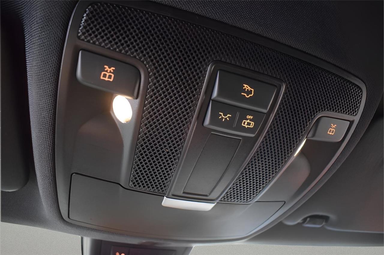 Mercedes-Benz GLA-Class  2015