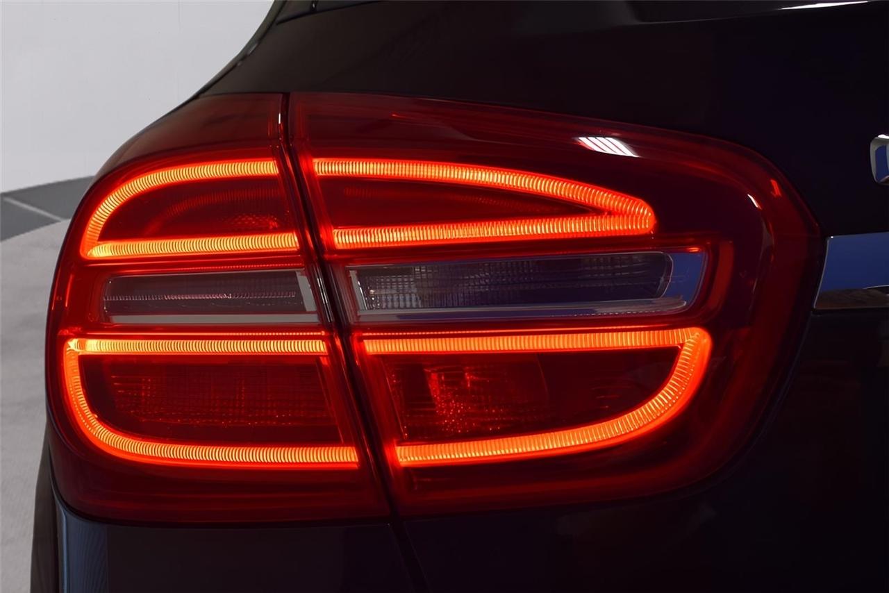 Mercedes-Benz GLA-Class  2015