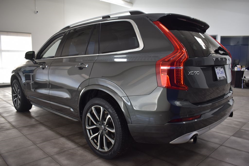 Volvo XC90  2018