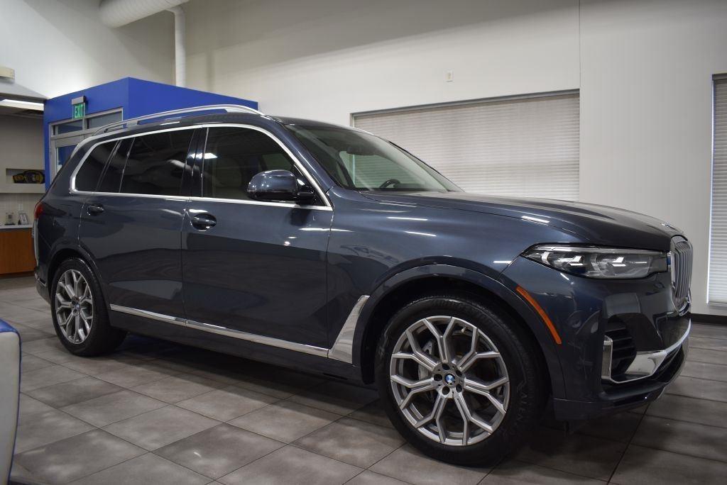 BMW X7  2020