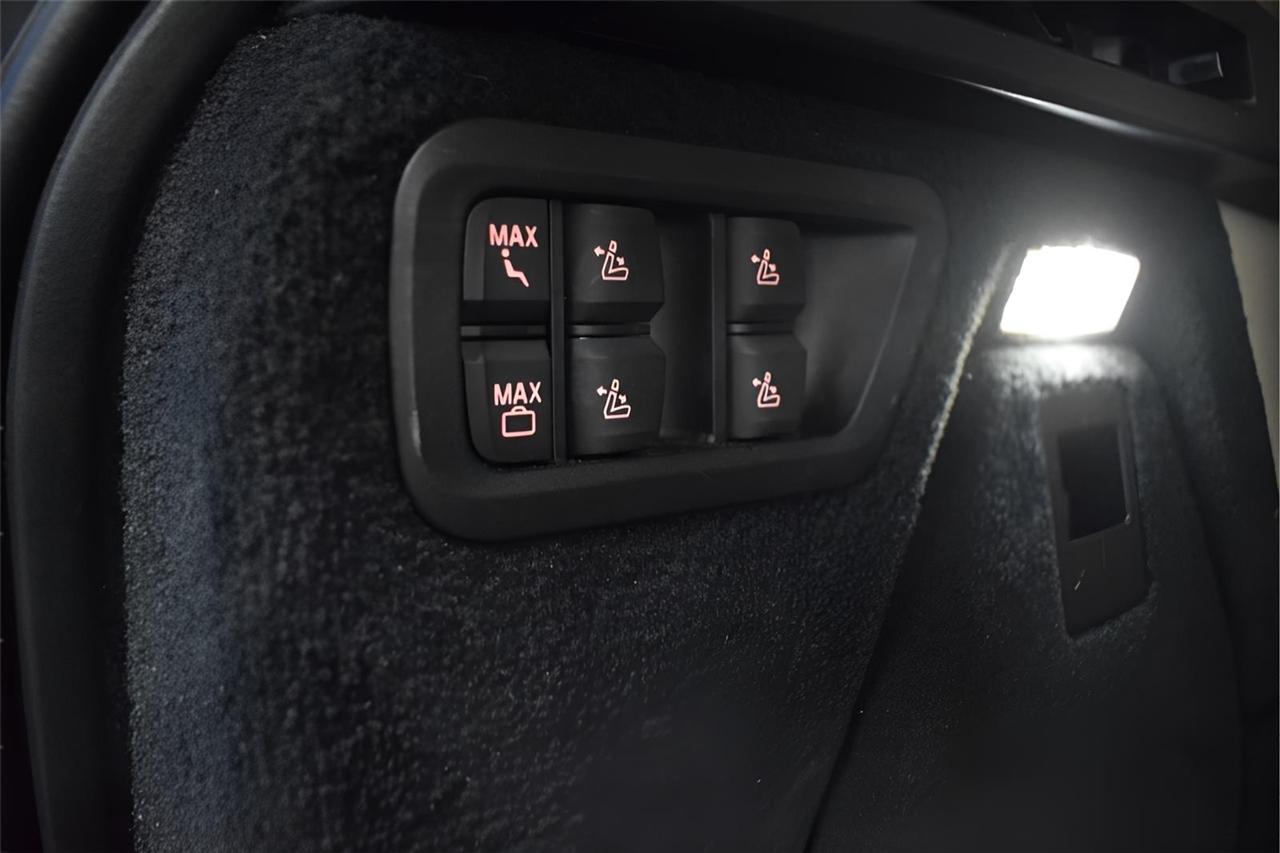 BMW X7  2020