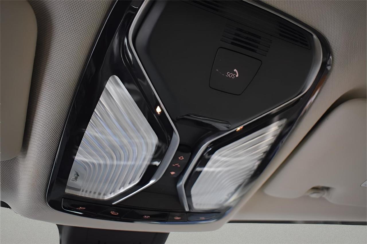BMW X7  2020