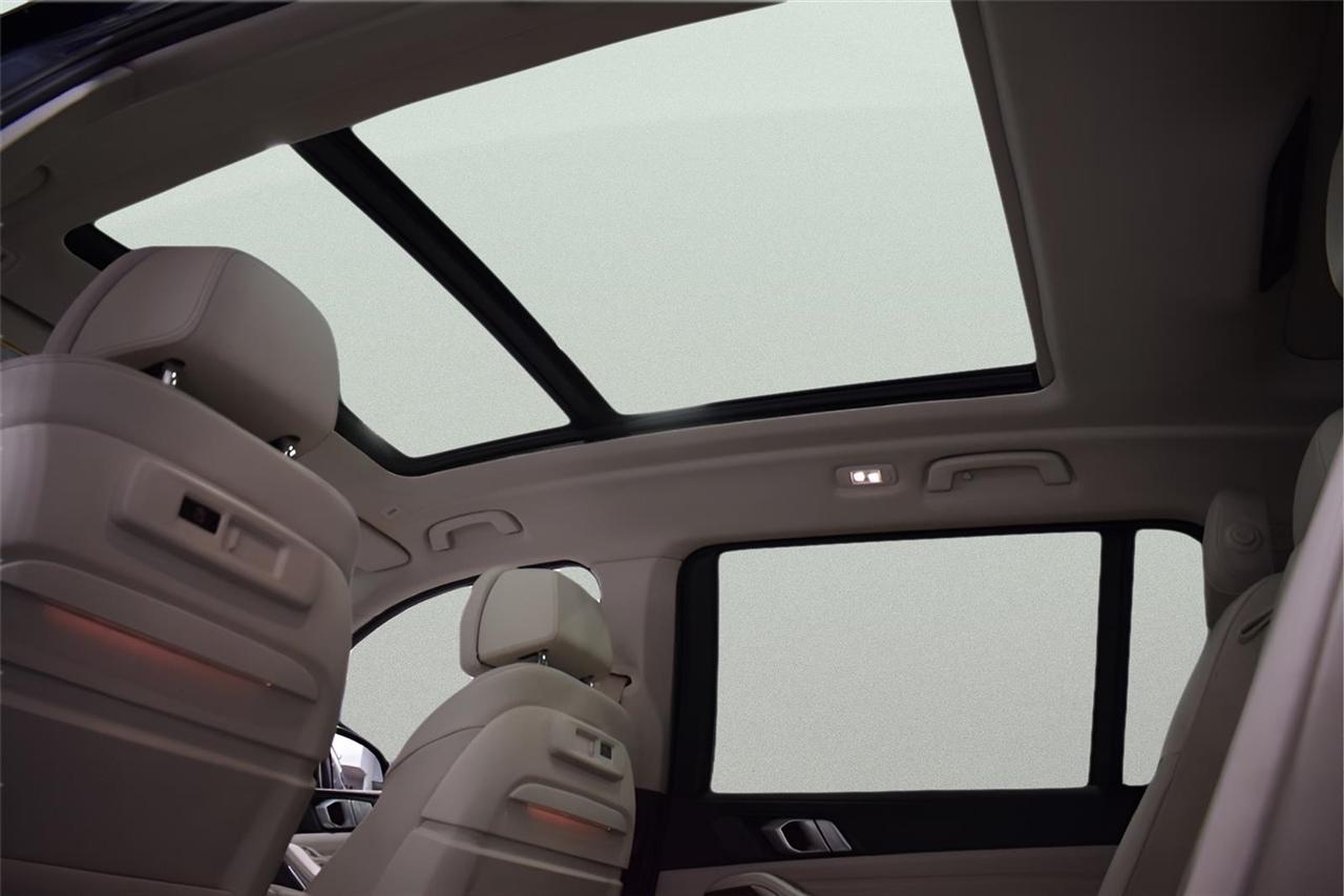 BMW X7  2020