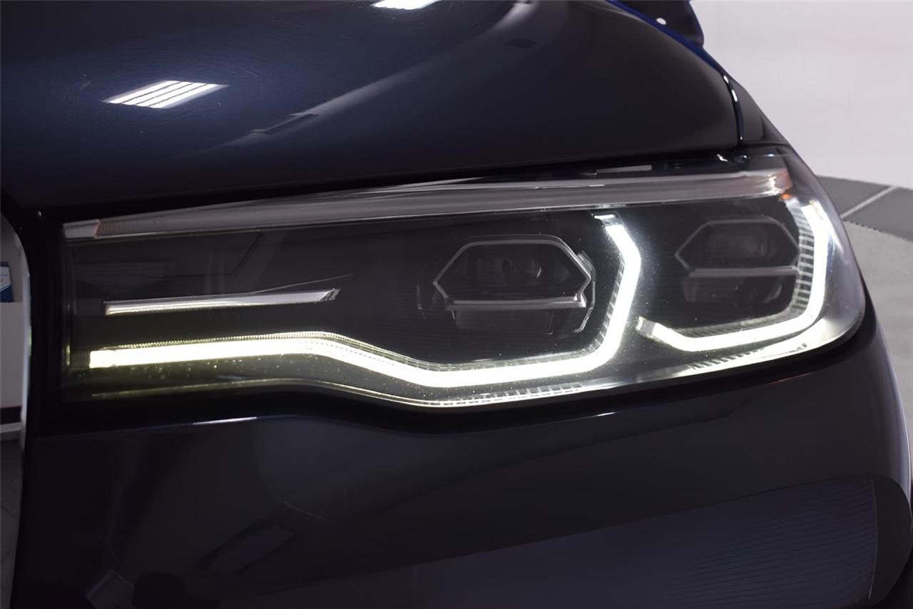 BMW X7  2020
