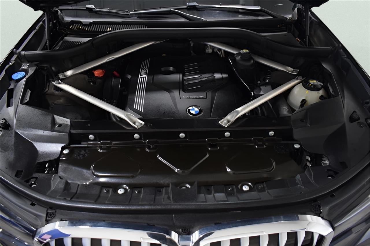 BMW X7  2020