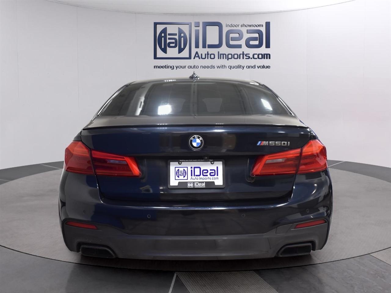 BMW 5-Series  2019