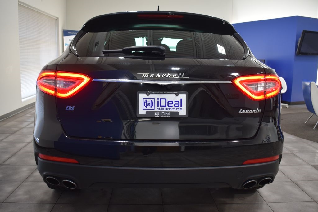 2018 Maserati Levante photo 3