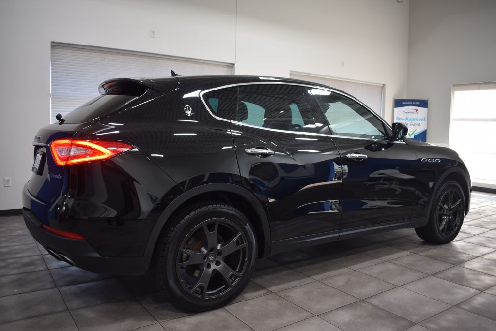 2018 Maserati Levante photo 4