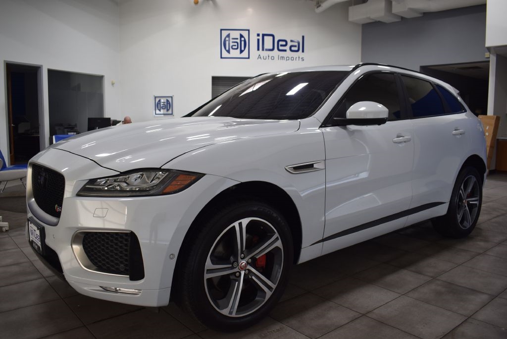 2017 Jaguar F-Pace S