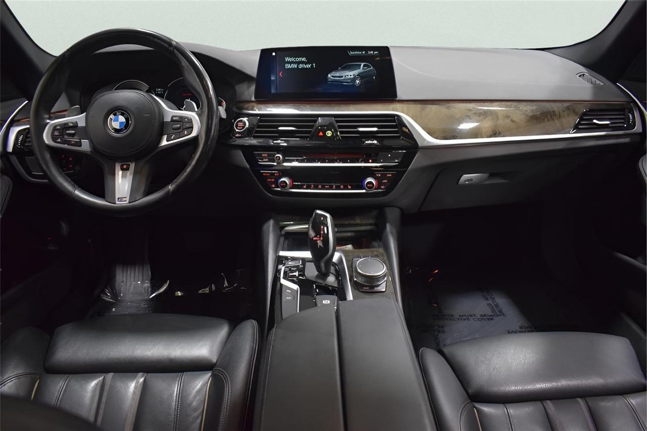 BMW 5-Series  2019